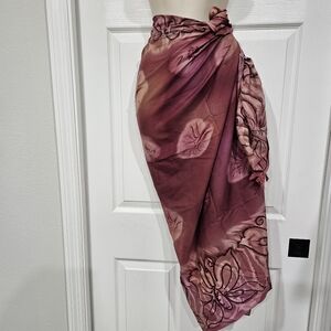Chic Floral Sarong Wrap in Burgundy